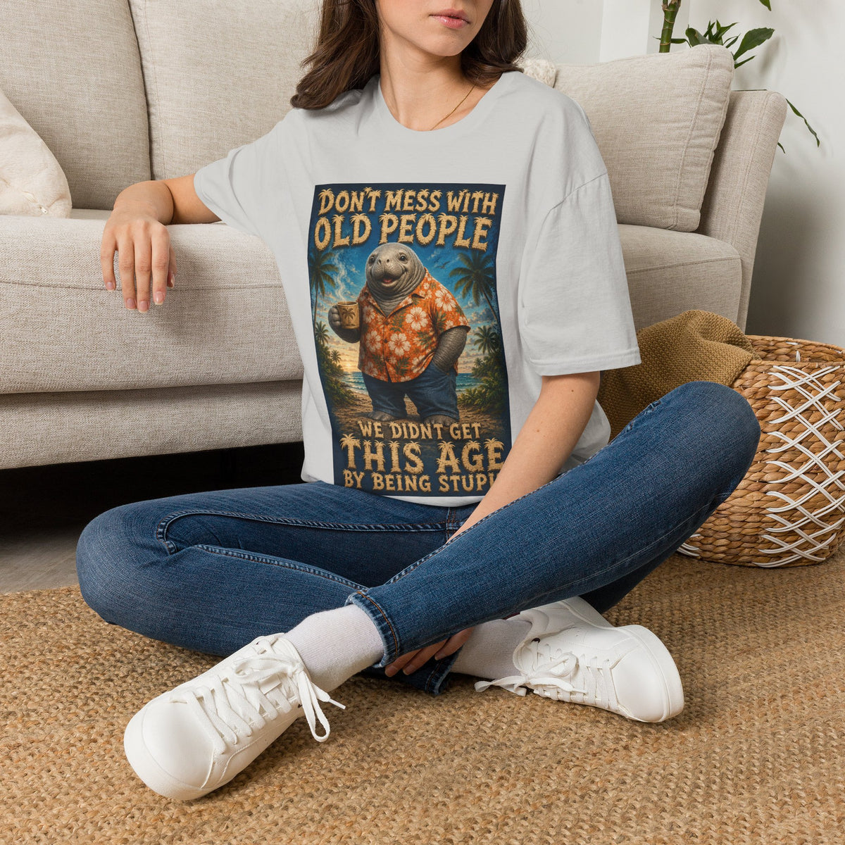 Don’t Mess With Old People Funny Vintage T-Shirt