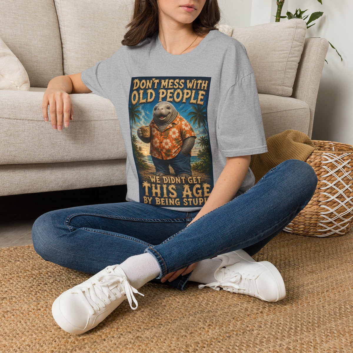 Don’t Mess With Old People Funny Vintage T-Shirt