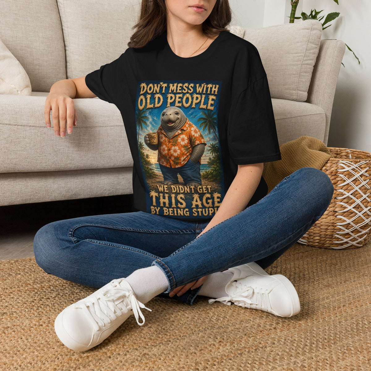 Don’t Mess With Old People Funny Vintage T-Shirt