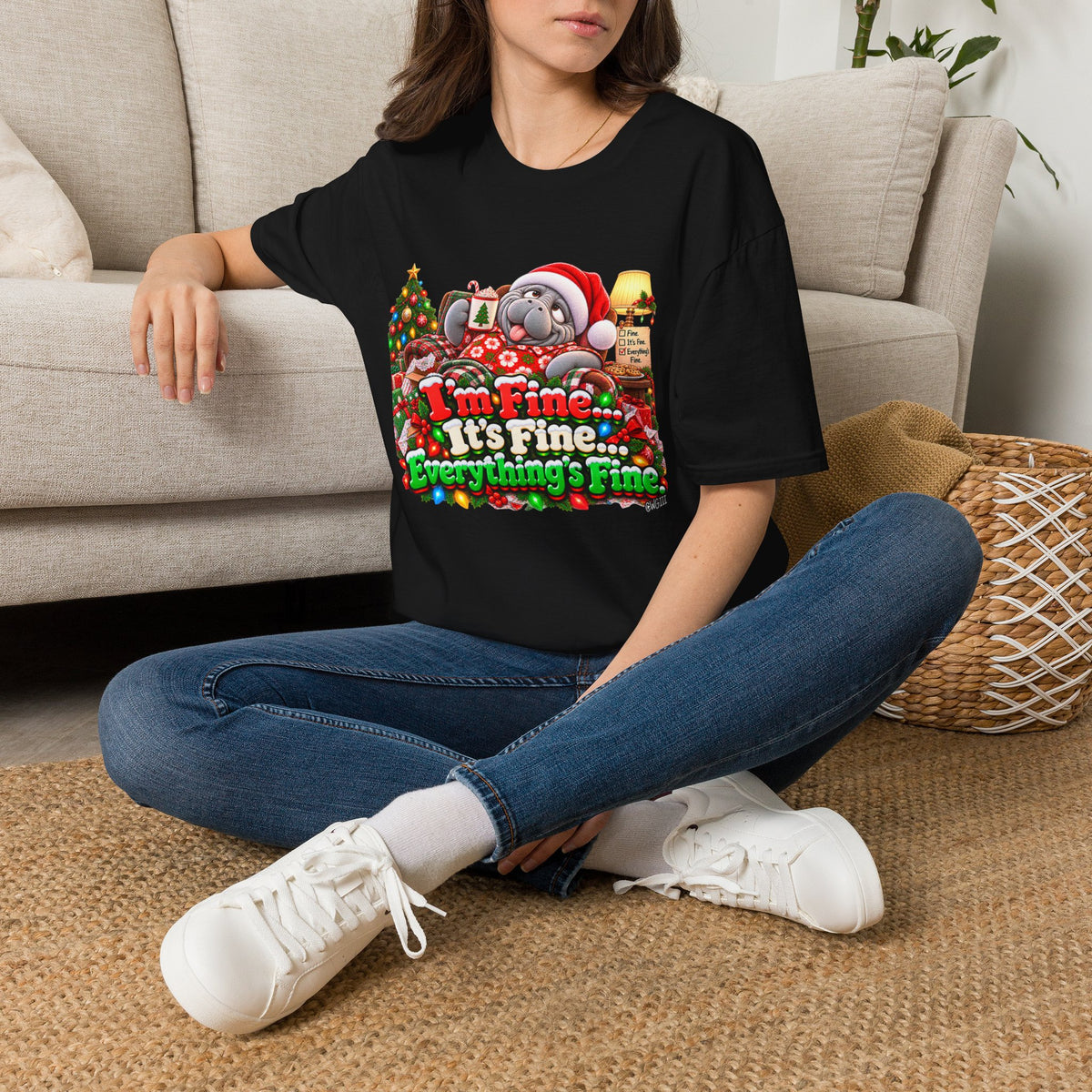 I’m Fine It’s Fine Everything’s Fine Christmas T-Shirt