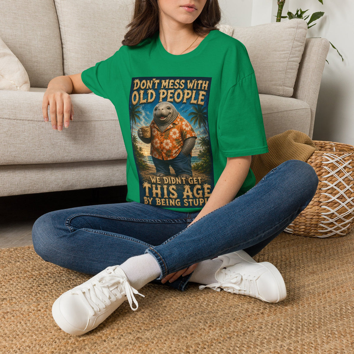 Don’t Mess With Old People Funny Vintage T-Shirt